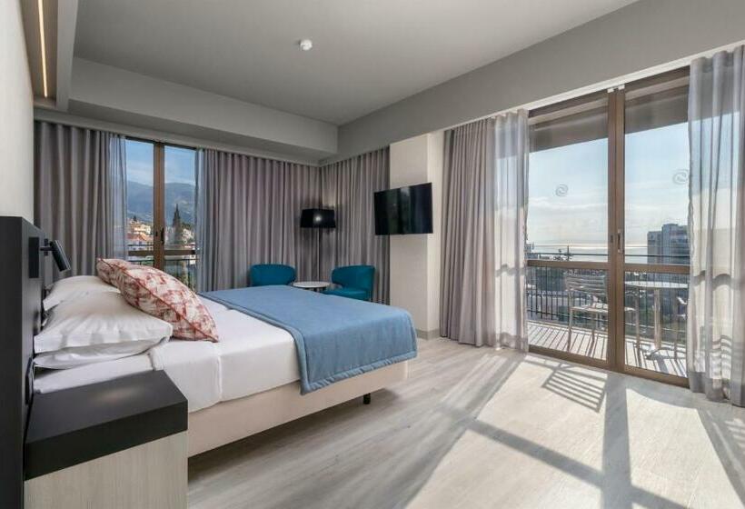 발코니 수피리어 룸, Enotel Magnólia