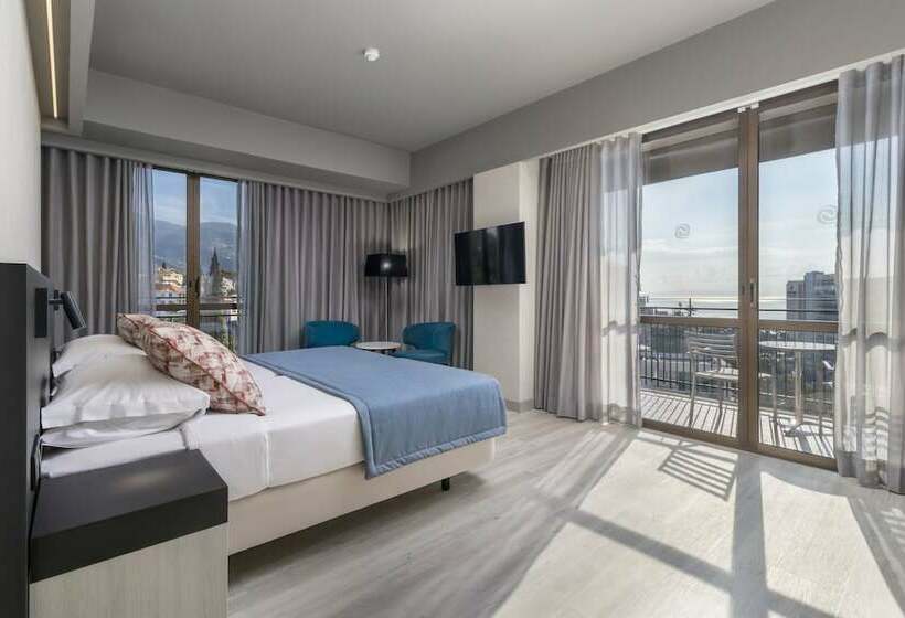 발코니 수피리어 룸, Enotel Magnólia