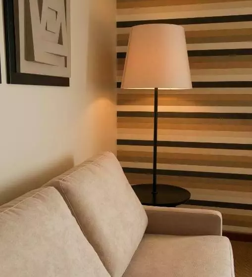 スイート, Grande Hotel De Luso