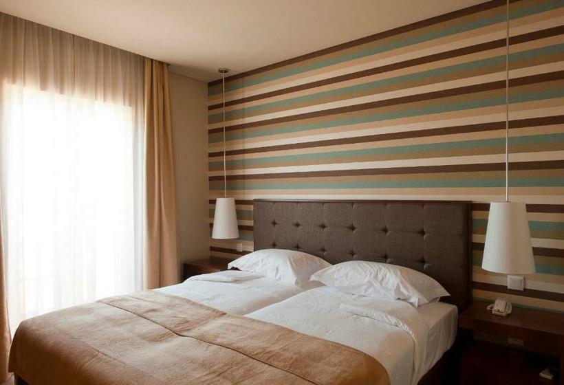 Семейный Номер, Grande Hotel De Luso