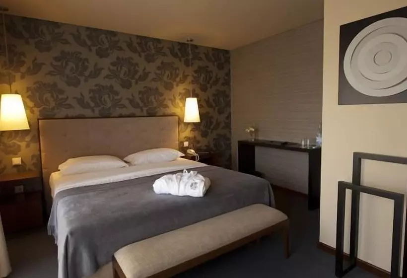 スイート, Grande Hotel De Luso