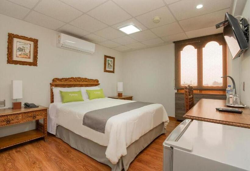 غرفة قياسية, El Marqués