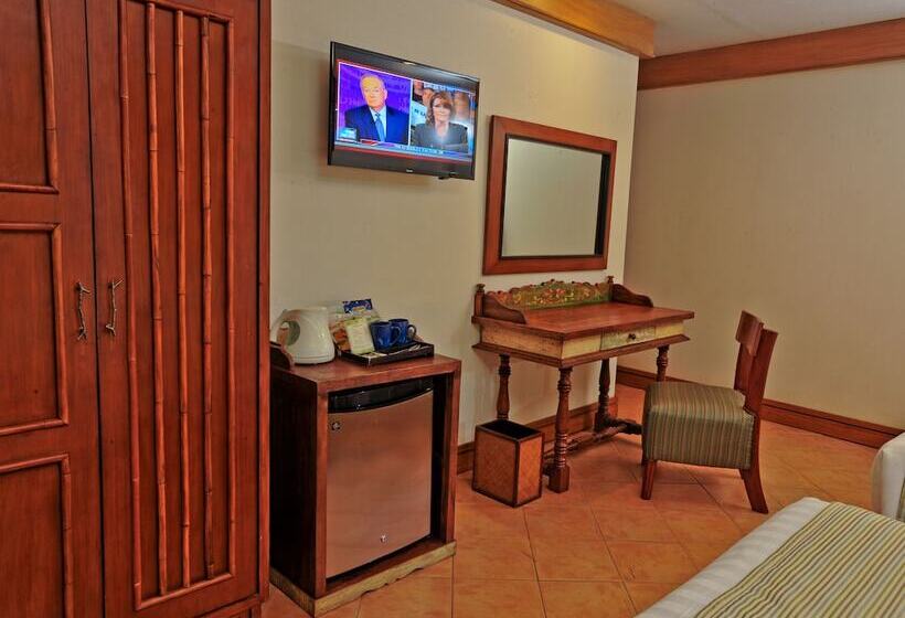 اتاق لوکس, Costabella Tropical Beach