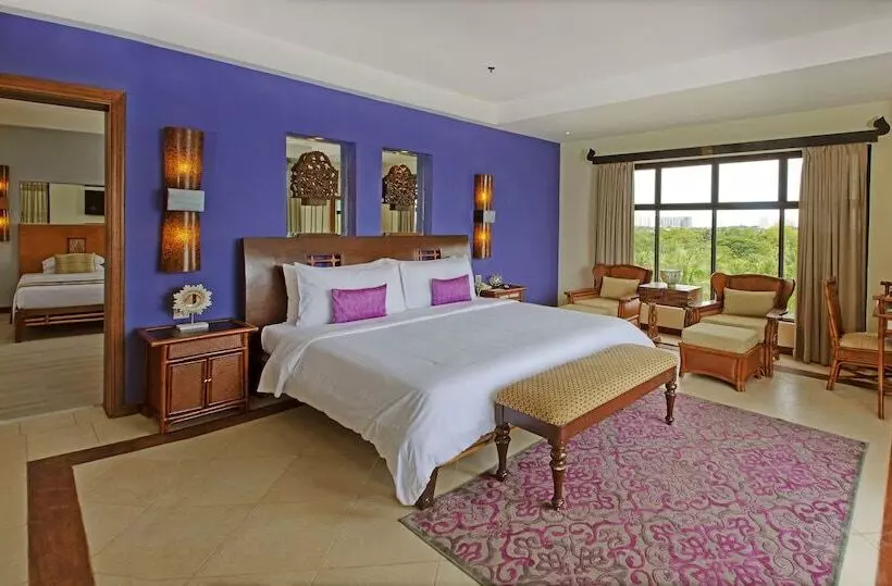 2 Bedrooms Suite Sea View, Costabella Tropical Beach