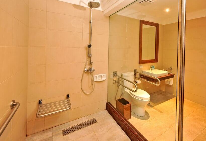 اتاق لوکس, Costabella Tropical Beach