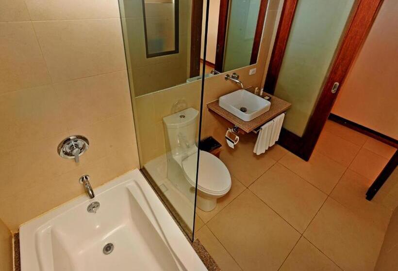 اتاق لوکس, Costabella Tropical Beach