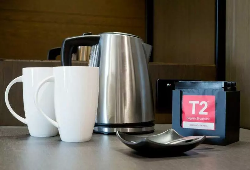 キングサイズベッドのスタンダードルーム, Crowne Plaza Christchurch, An Ihg