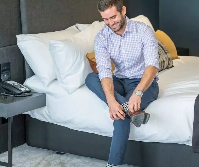 シティビューのダブルベッドスタンダードルーム, Crowne Plaza Christchurch, An Ihg