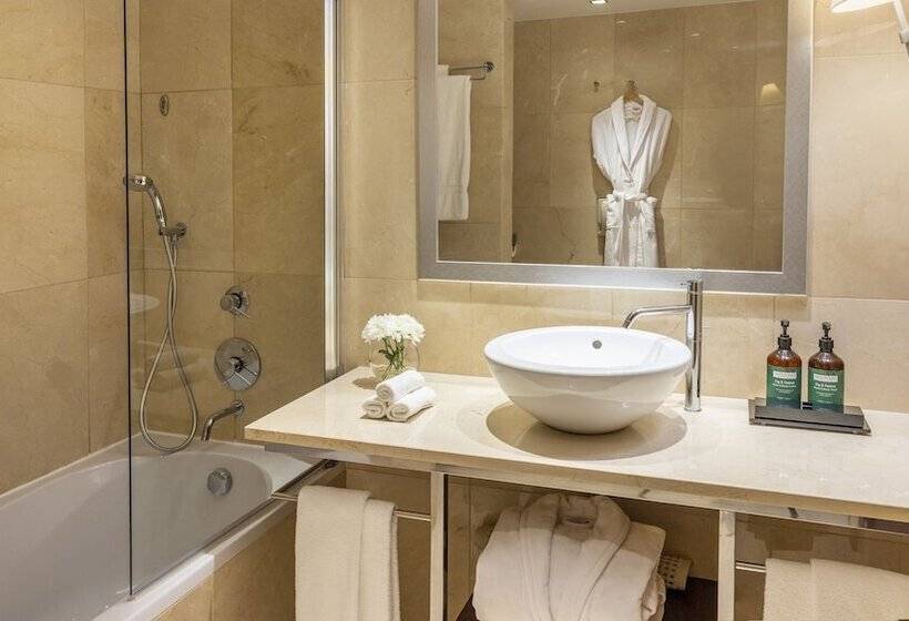 اتاق استاندارد, Crowne Plaza Porto, An Ihg