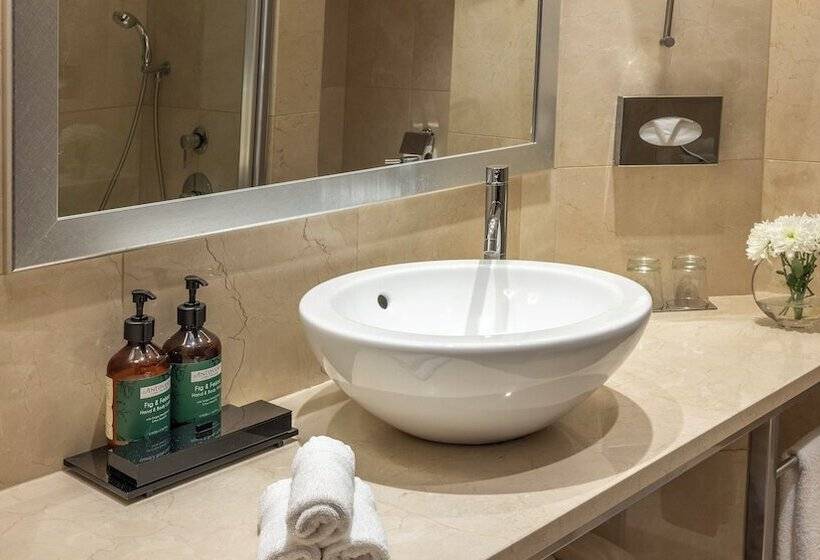 주니어 스위트 도시 전망, Crowne Plaza Porto, An Ihg