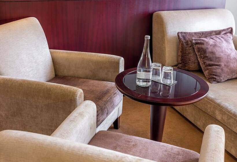 سوییت جونیور با چشمانداز شهر, Crowne Plaza Porto, An Ihg