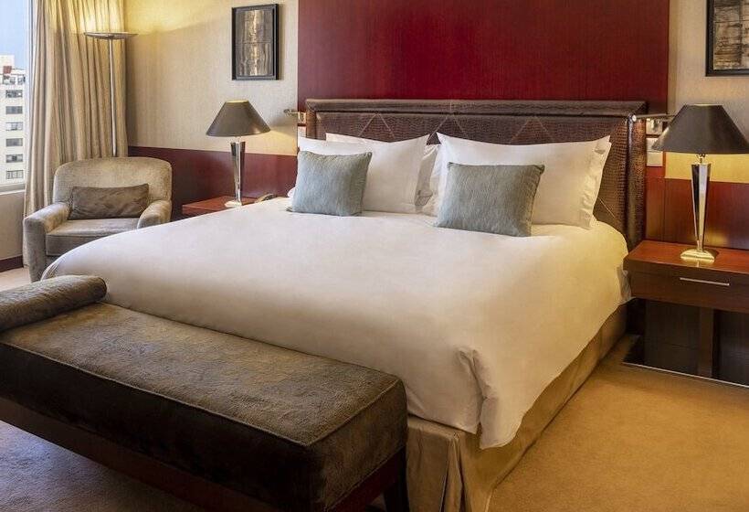 سوئیت پرزیدنت, Crowne Plaza Porto, An Ihg