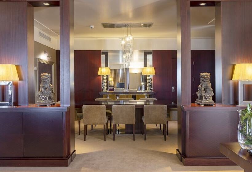 프레지덴셜 스위트, Crowne Plaza Porto, An Ihg
