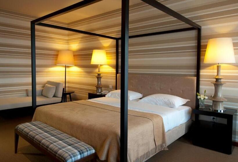 スイート, Grande Hotel De Luso