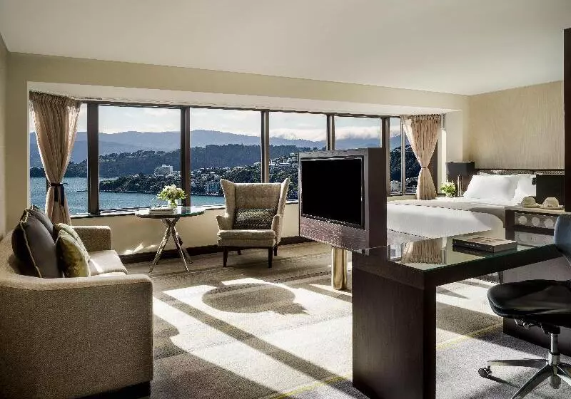سوئیت جونیور با تخت بزرگ, Intercontinental Wellington, An Ihg