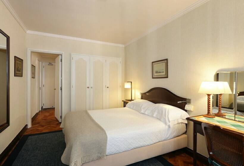 Quarto Basic, Lisboa Plaza   Lisbon Heritage Collection   Avenida