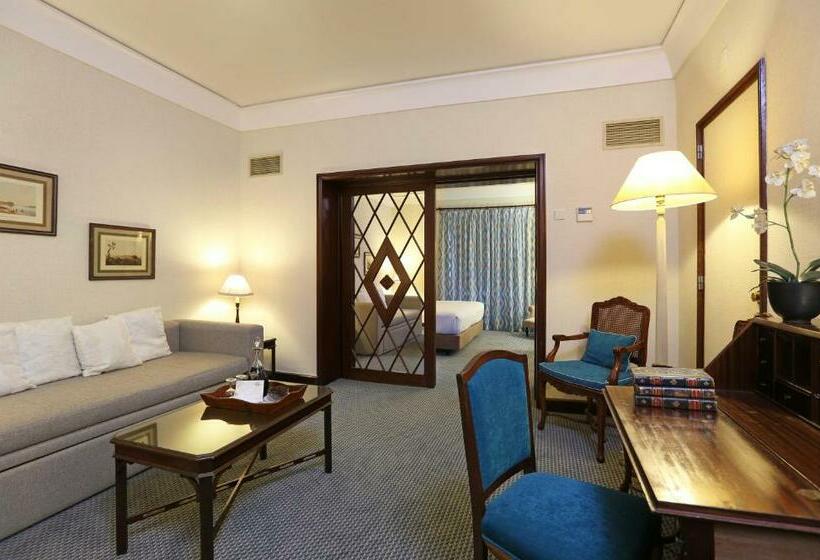 Suite Junior, Lisboa Plaza   Lisbon Heritage Collection   Avenida