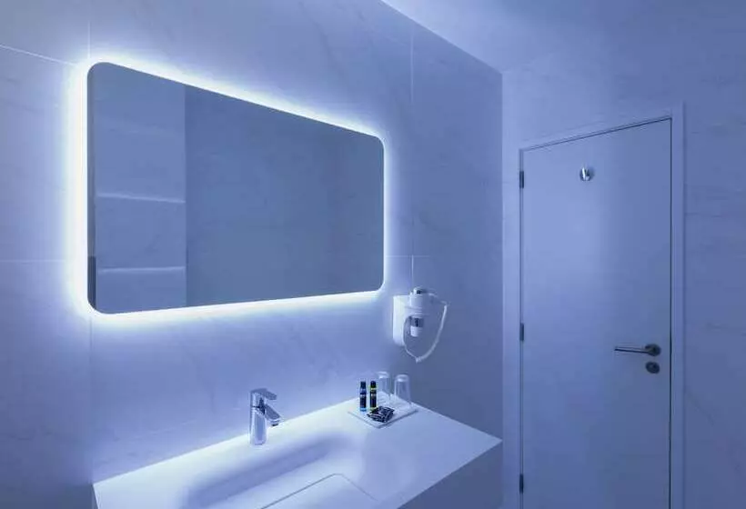 Quarto executivo, Lutecia Smart Design