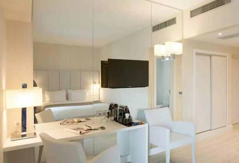 Quarto standard, Lutecia Smart Design