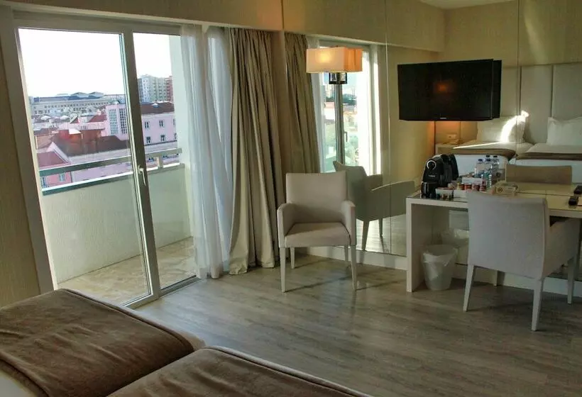Quarto Familiar, Lutecia Smart Design