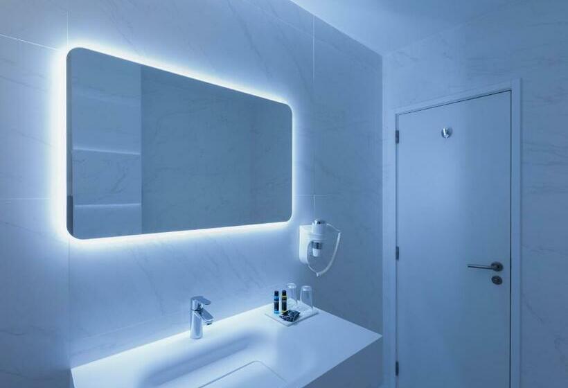 اتاق پریمیوم با بالکن, Lutecia Smart Design