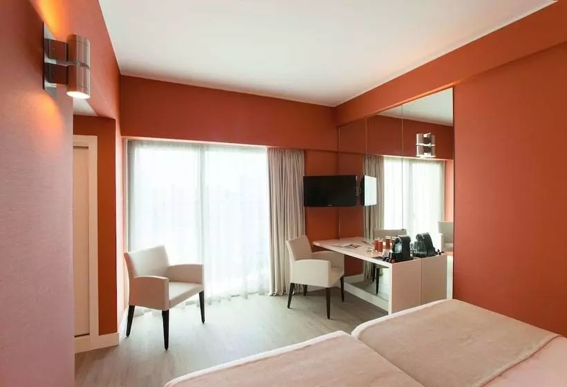 Quarto Premium com Varanda, Lutecia Smart Design