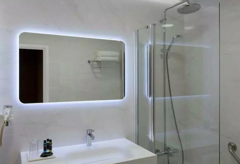 Quarto Familiar Premium, Lutecia Smart Design