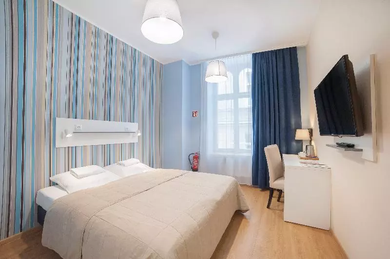 キングサイズベッドのデラックスルーム, Mercure Warszawa Grand