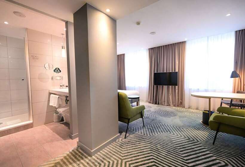 غرفة سوبيريور, Mercure Warszawa Grand