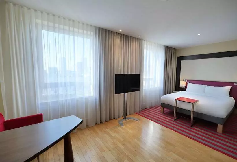 اتاق پرستیژ, Mercure Warszawa Grand
