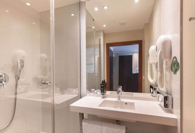 غرفة سوبيريور, Mercure Warszawa Grand