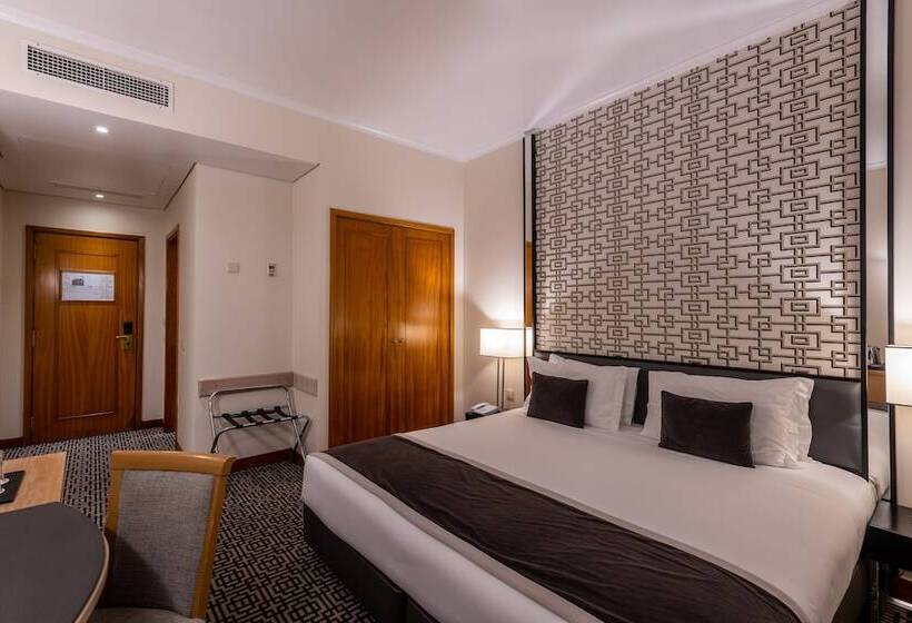 اتاق سوپریور, Mundial