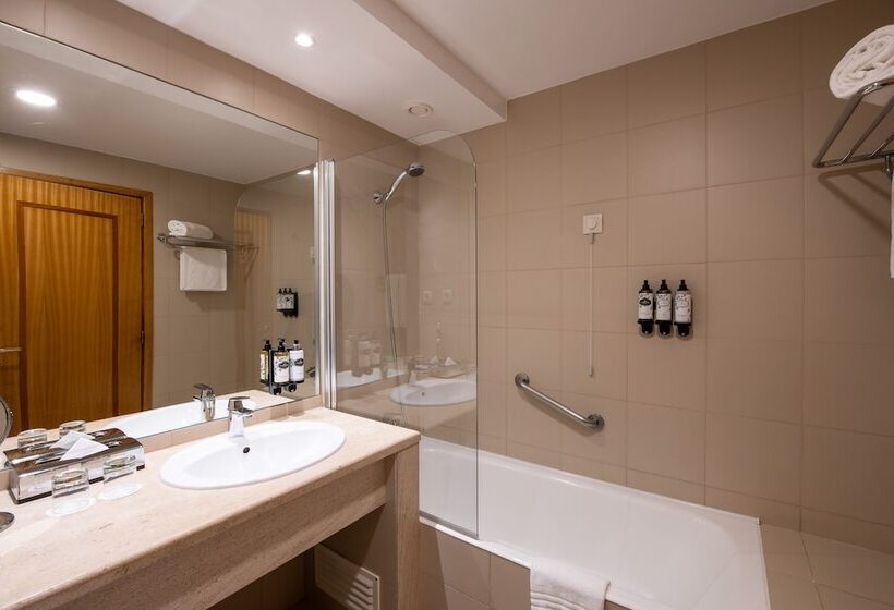 اتاق سوپریور, Mundial