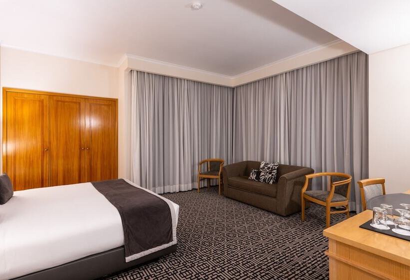 اتاق استاندارد, Mundial