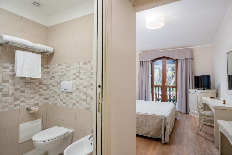 اتاق استاندارد سه نفره, Mundial