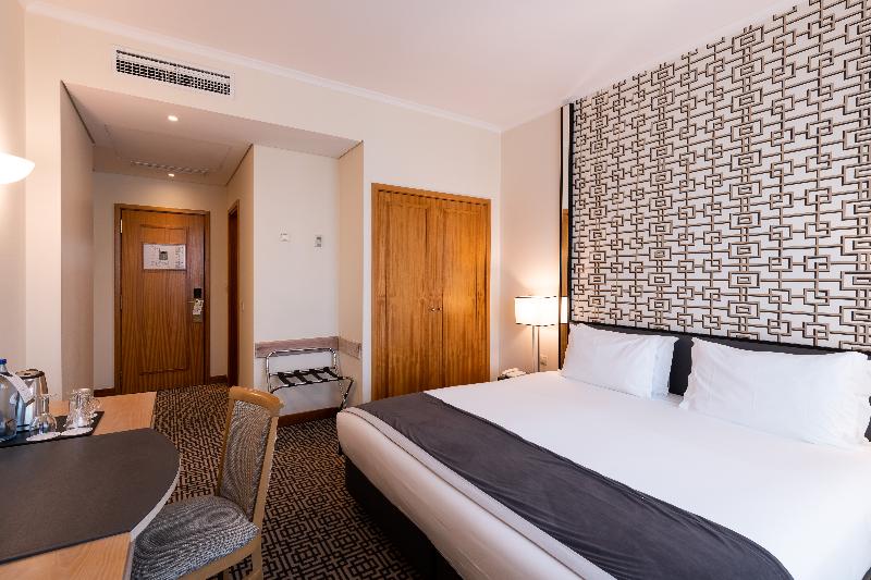 اتاق استاندارد, Mundial