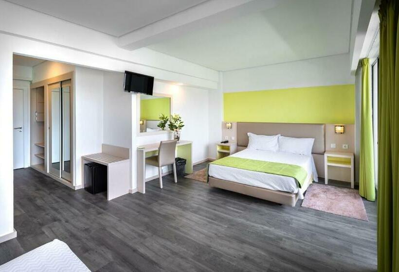 Люкс Комфорт, Navegadores