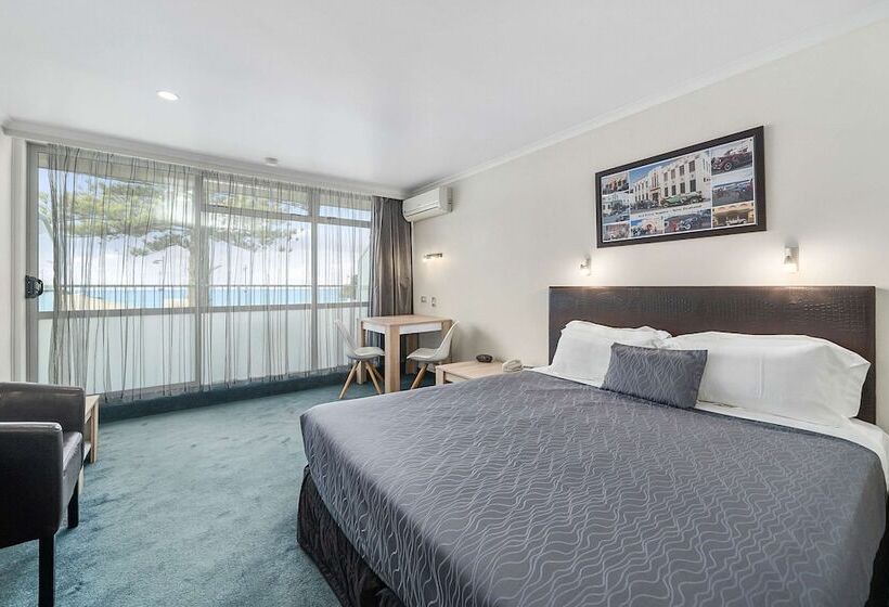 스탠다드 스튜디오 바다 전망, Quality Inn Napier