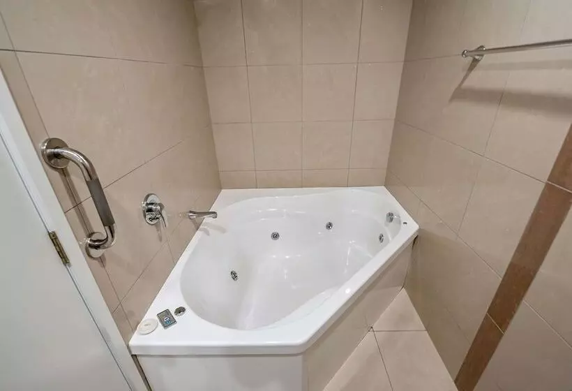 2ベッドルームアパートメント, Quality Inn Napier