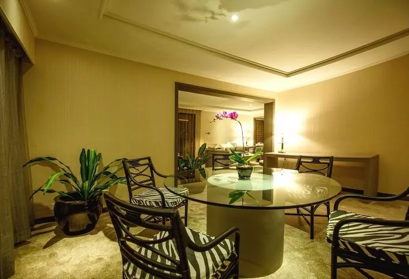 سوییت لوکس, Regency Art Hotel Macau