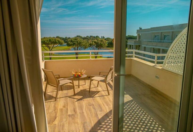 带泳池观景的豪华房, Onyria Quinta Da Marinha