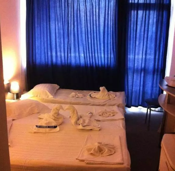 Standard Room, Aurora