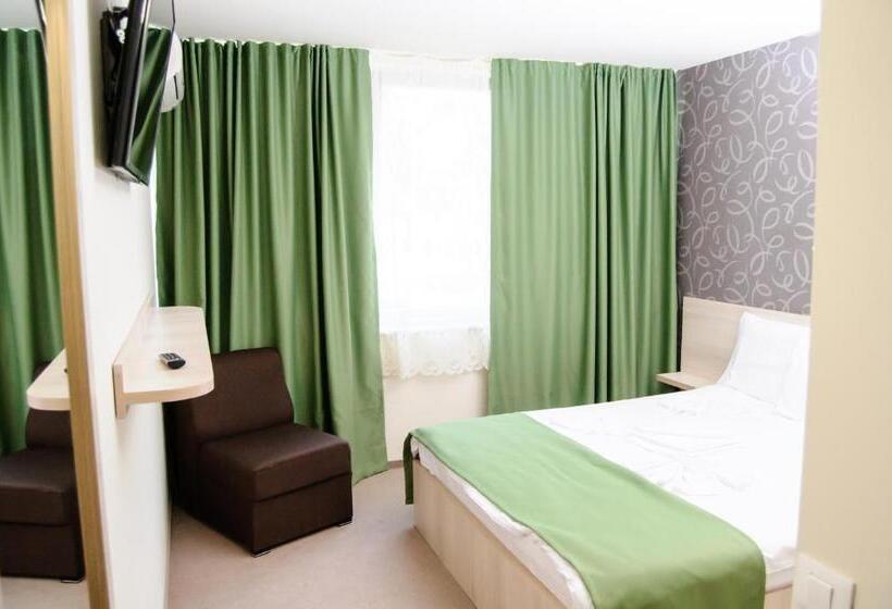 발코니가 있는 스위트, Doina