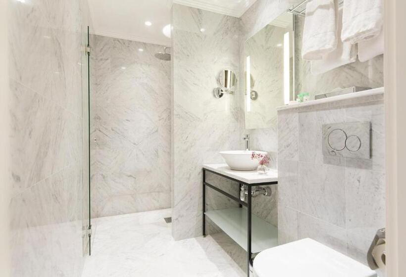 스탠다드 룸 킹사이즈 침대, Elite Hotel Adlon