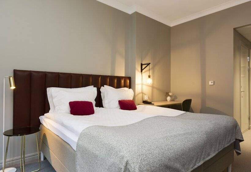 スーペリアールーム, Elite Hotel Adlon