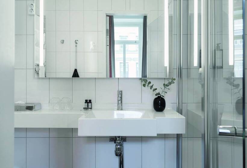 חדר סטנדרט, Elite Hotel Adlon