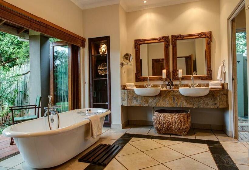 סוויטה, Ghost Mountain Inn