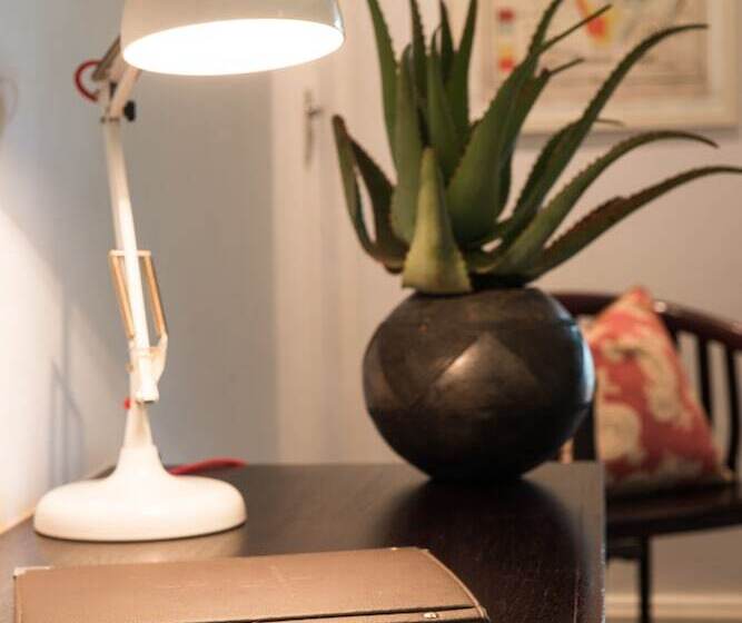 חדר סטנדרט, Ghost Mountain Inn