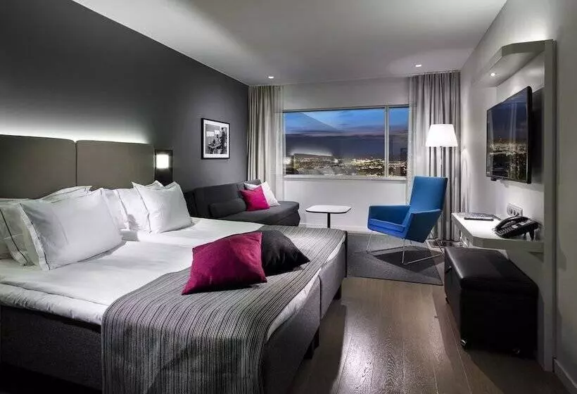 اتاق خانوادگی, Gothia Towers & Upper House