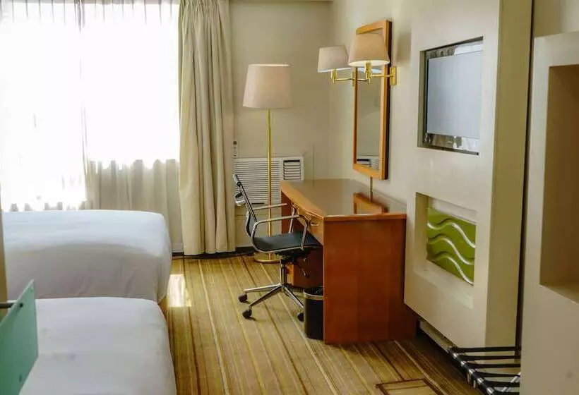 اتاق پرمیوم, Holiday Inn   Harare, An Ihg